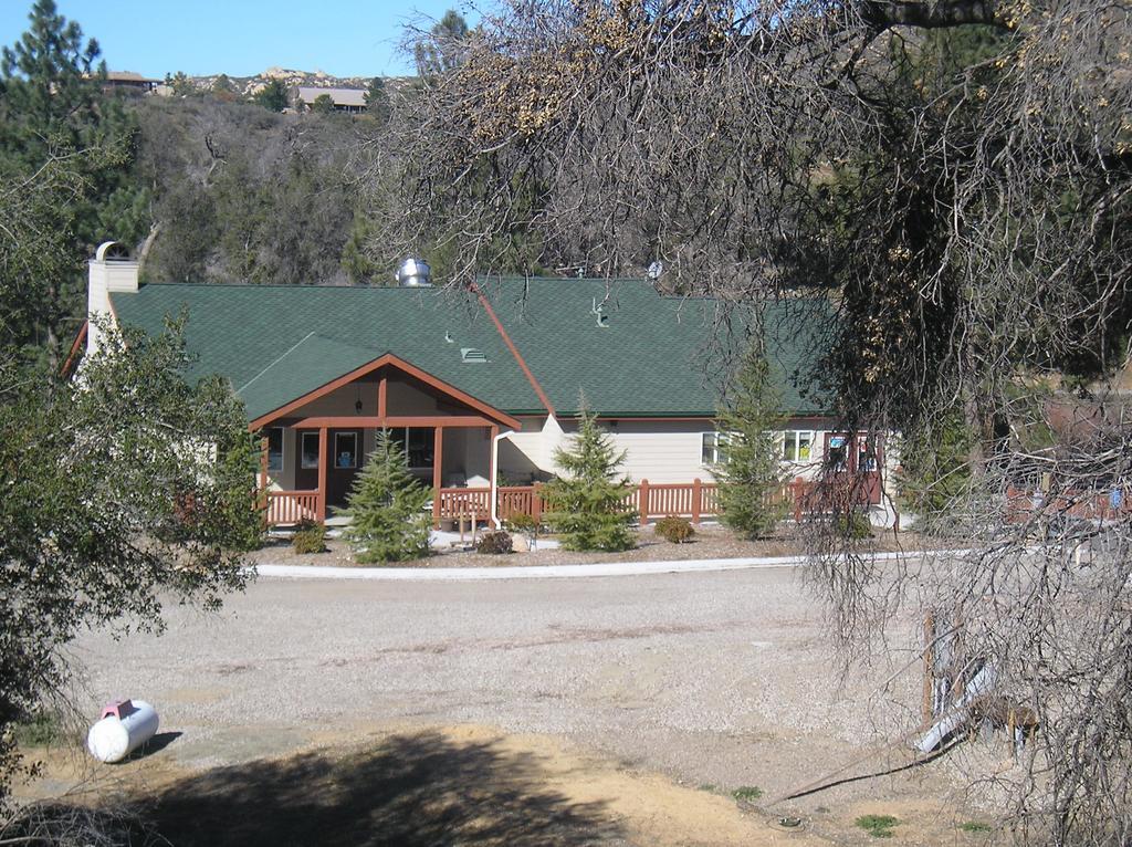 Oakzanita Springs Camping Resort Cottage 3 Descanso Zewnętrze zdjęcie